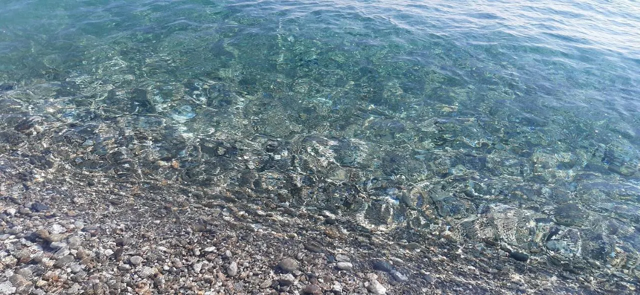 Pina'S Tao Sea Home تاورمينا شقة